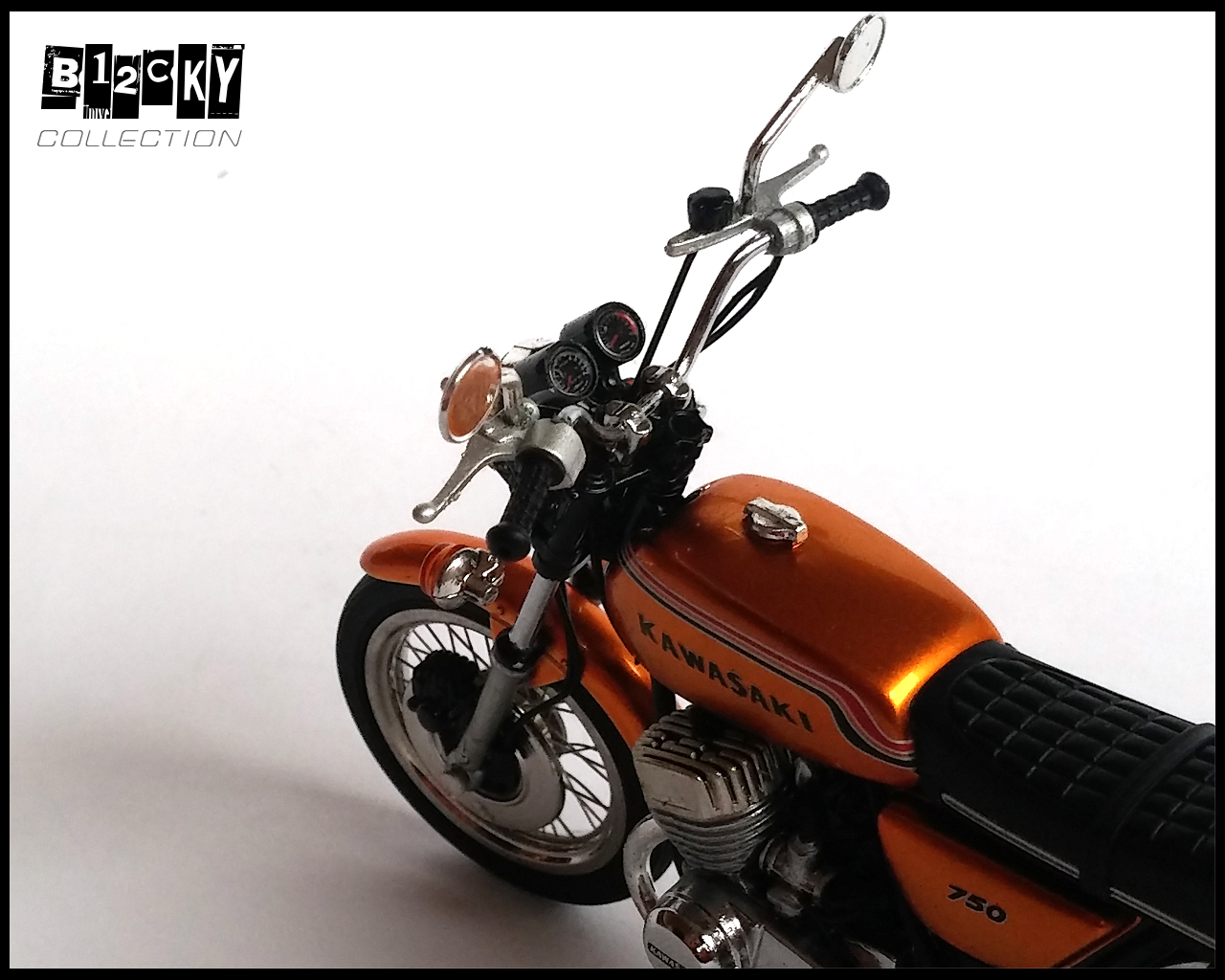 1/18 Kawasaki 750 H2 Mach IV (1972) | DiecastXchange Forum