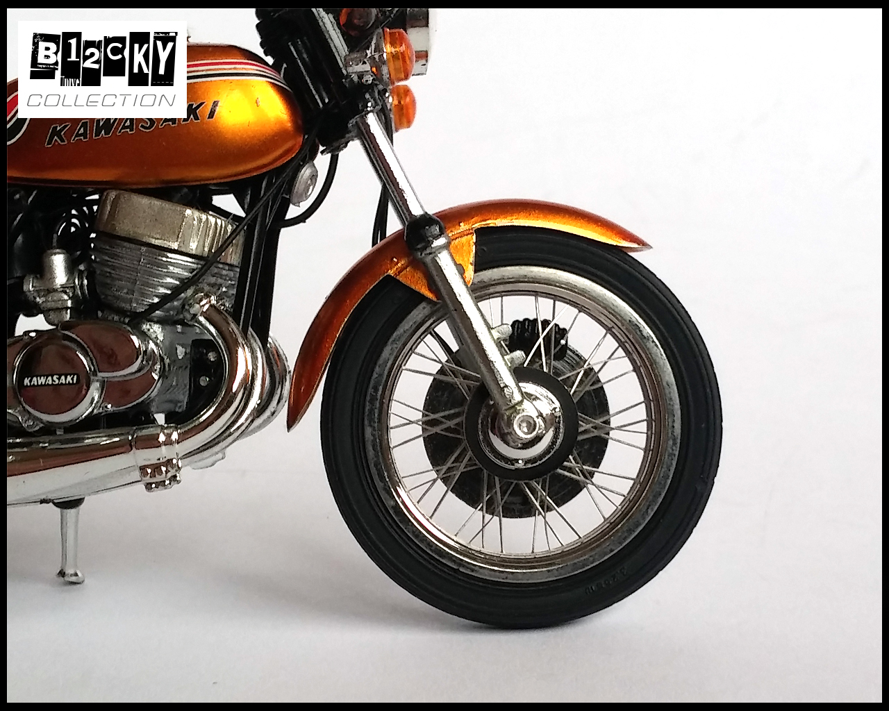 1/18 Kawasaki 750 H2 Mach IV (1972) | DiecastXchange Forum