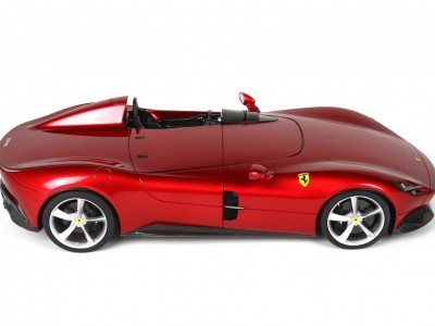 Ferrari_P18164B_51d26aace08706c13