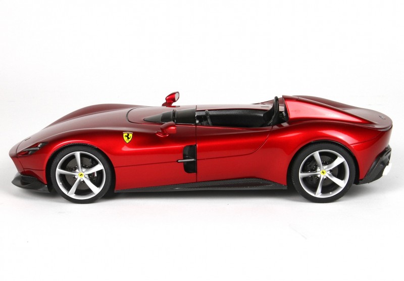 Ferrari_P18164B_k020aca3a168a2c35.jpg