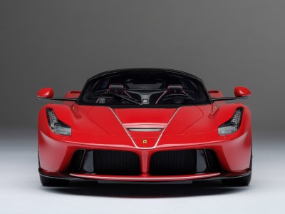 Ferrari_LaFerrari_Aperta_Amalgam_M5905_5b0fe11ad60e86d0