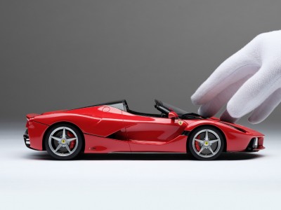 Ferrari_LaFerrari_Aperta_Amalgam_M5905_gygy6c090580853519f4