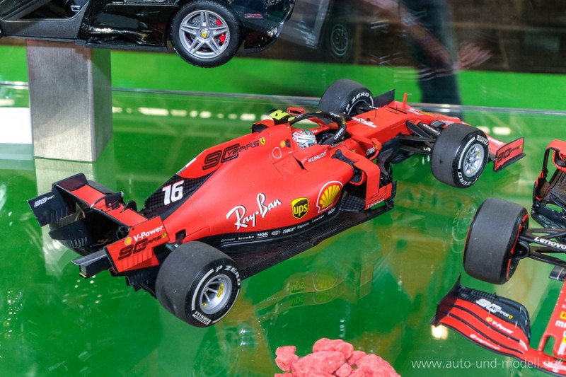 Ferrari_BBR_AUM_iuh1211de12a51ffe3e.jpg