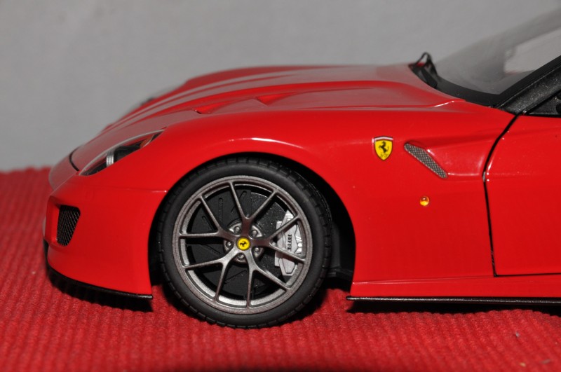 Ferrari-599-GTO---Rouge---Elite-3443b3d1bdcb4739f8.jpg