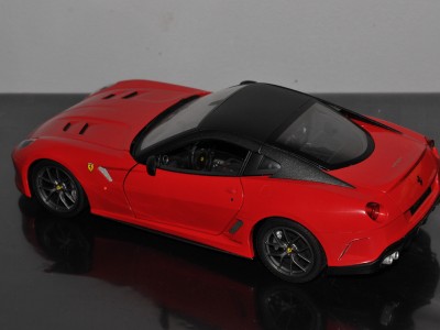 Ferrari-599-GTO---Rouge---Elite-4de1f830dfef5fb95