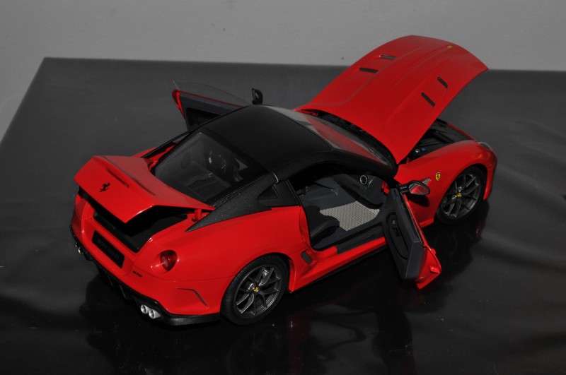 Ferrari-599-GTO---Rouge---Elite-7de33e1ed21e92f11.jpg