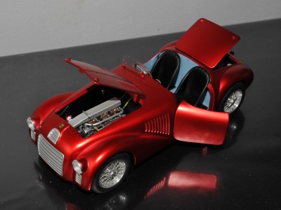 Ferrari-125-S-60Th---Elite-118-26f1cd5b3b1e3d9042