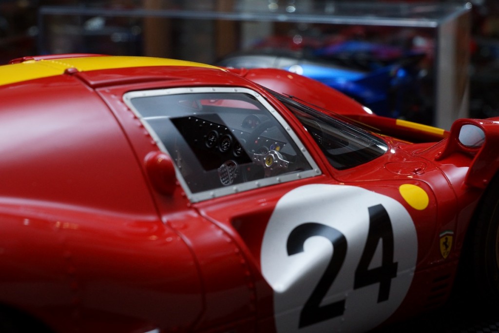 Ferrari 330P4 GP R 12 10