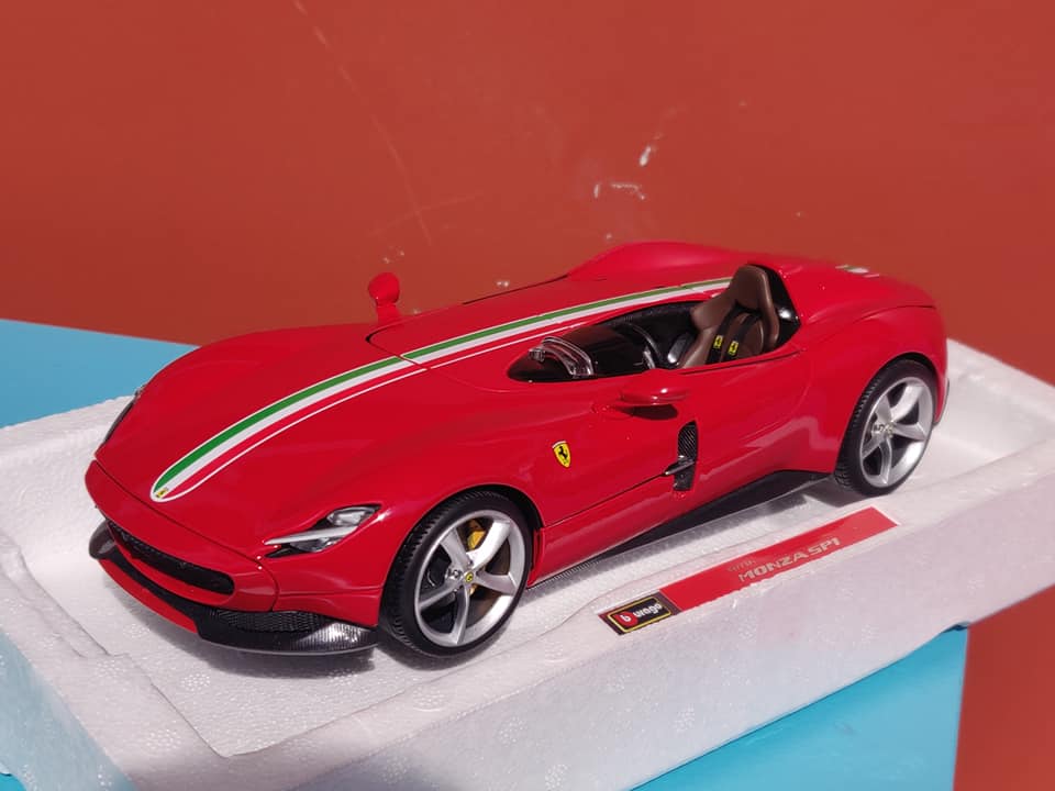 Ferrari_Monza_SP1_Bburago_redf3e4b4f0d0cde8ac.jpg