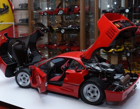 F40-KYOSHO-273c937dde9ec69e7.jpg